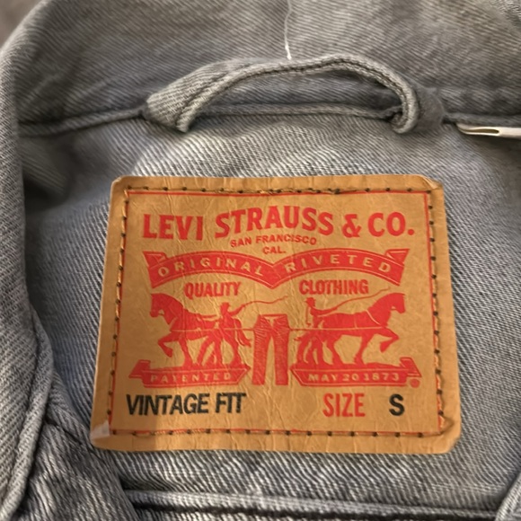 Men’s gray size small Levi jacket new tag measures 22 lacrosse pitch pit new - Picture 3 of 8